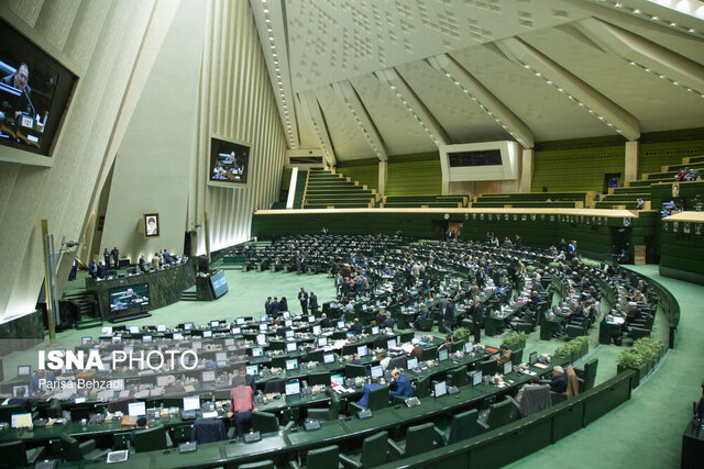 تصویب راهکارهایی توسط مجلس برای تأمین فرآورده‌های نفتی مورد نیاز کشور