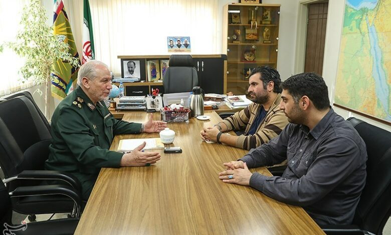 حضور «حاج قاسم» با لباس مبدل در الخضراء بغداد با وجود آمریکایی‌ها/ تعجب «پوتین» از اطلاعات سردار سلیمانی روی نقشه|گفتگو با سرلشکر صفوی