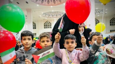 «دورهمی بچه‌ها با حاج قاسم» در قبله تهران+عکس و فیلم