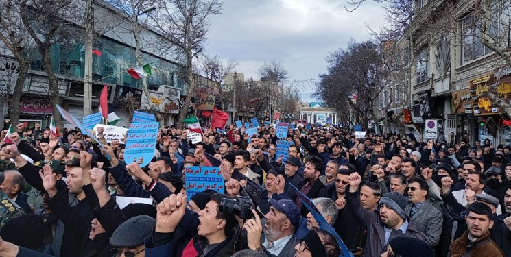 راهپیمایی مردم استان اردبیل در محکومیت جنایت تروریستی کرمان+ عکس و فیلم