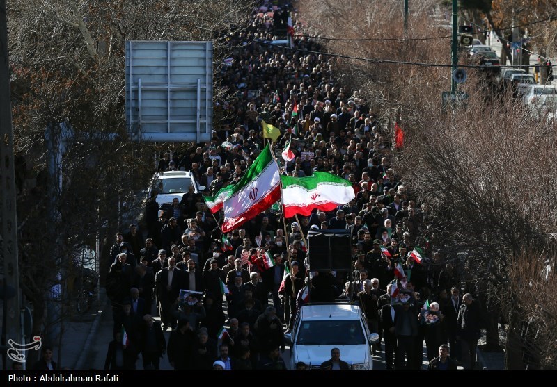 راهپیمایی همدانی‌ها در محکومیت حمله تروریستی کرمان + تصاویر