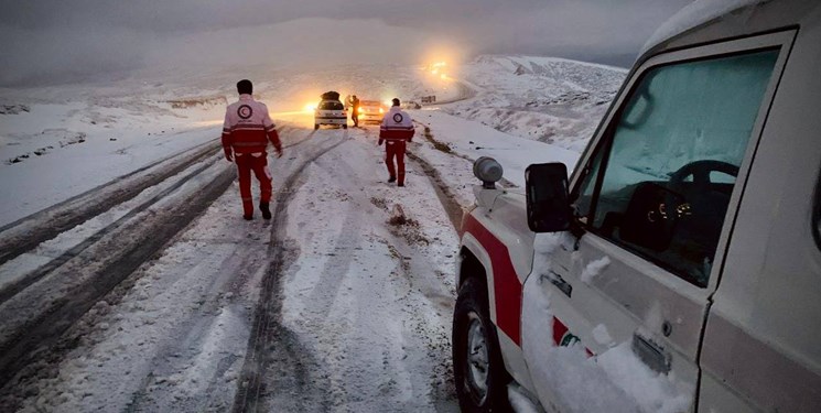 نیروهای هلال احمر در جستجوی سرنشینان هواپیمای پایپر هستند