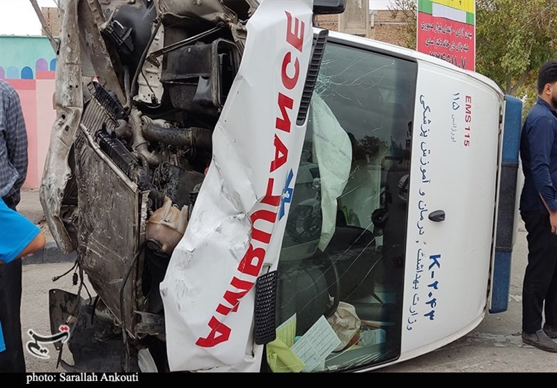 واژگونی آمبولانس اورژانس زاهدان یک فوتی و یک مصدوم بر جای گذاشت