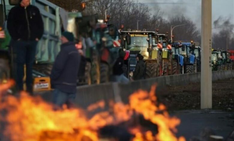 آتش خشم کشاورزان در سراسر اروپا مجددا شعله ور شد