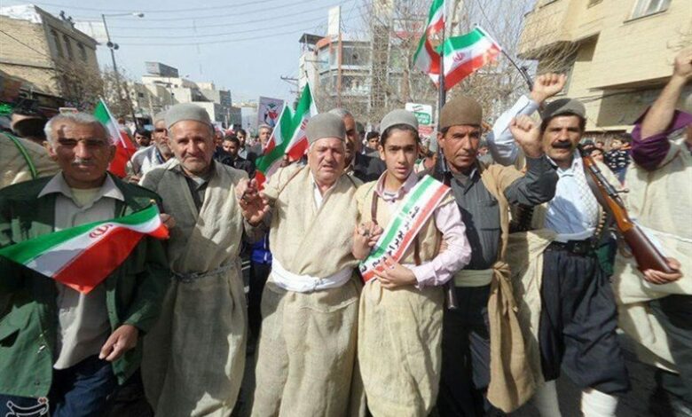 آغاز راهپیمایی 22 بهمن در کهگیلویه و بویراحمد/ فریاد مرگ بر آمریکا در آسمان طنین‌انداز شد