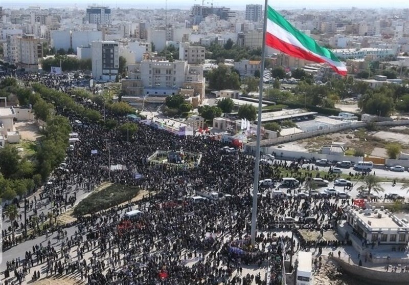 آغاز جشن باشکوه 45 سالگی انقلاب در ایران/ طنین مرگ بر آمریکا در راهپیمایی یوم‌الله 22 بهمن/ خیابان‌ها مملو از عاشقان انقلاب شد