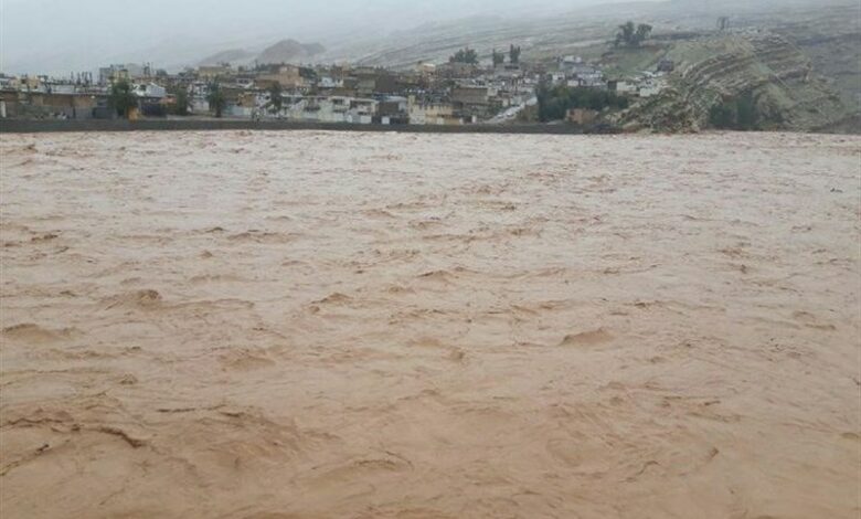 آماده‌باش برای مقابله با حوادث احتمالی بارندگی در پلدختر/ مرخصی مدیران لغو شد