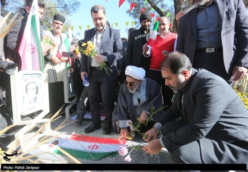 استاندار اصفهان: انقلاب امری مستمر و مداوم است+ تصاویر