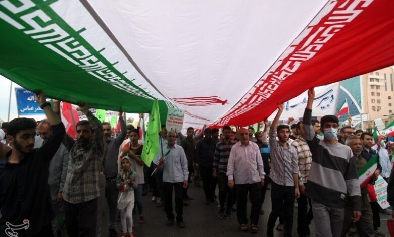 استاندار کردستان: دهه فجر فرصت جلوگیری از سیاه‌نمایی دشمن است