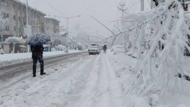 بارش یک متری برف در گیلان/ قطعی برق در برخی مناطق/ بازگشایی راه‌ها ادامه دارد