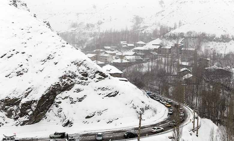 ترافیک سنگین در محورهای مازندران/ چالوس ـ کرج ‌یک‌طرفه شد