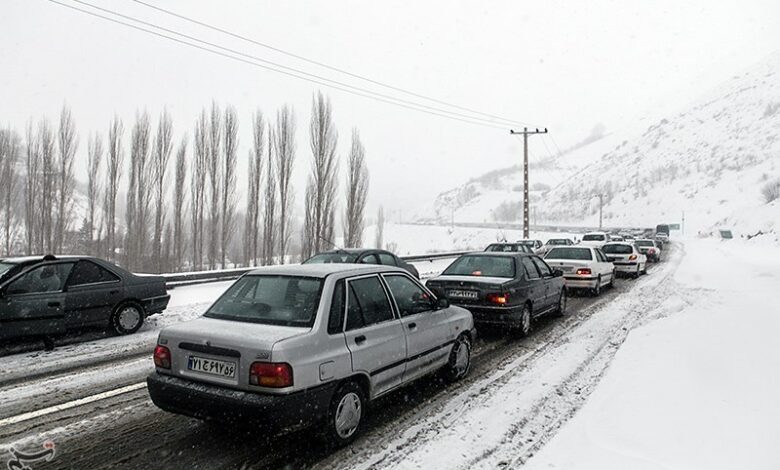 تردد عادی و روان در راه‌های مازندران/رانندگان در محورهای کوهستانی با احتیاط برانند