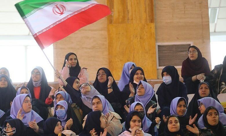 _حس_ _و_ _حال_ _دختران_ _رأی_ _اولی_ _قم_ _در_ _جشن_ _بزرگ_‌ &_quot_;_برای_ _ایران_&_quot_; + _فیلم_