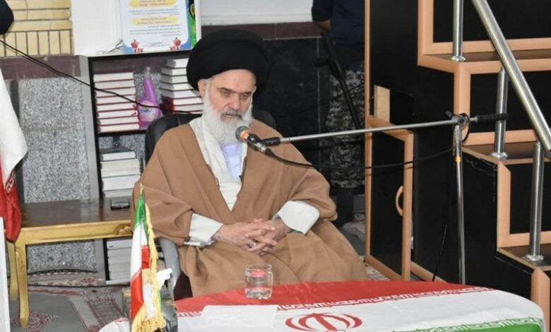 _حسینی_‌_بوشهری_: _مشارکت_ _حداکثری_ _مردم_ _در_ _انتخابات_ _بر_ _اقتدار_ _ایران_ _اسلامی_ _می_‌_افزاید_
