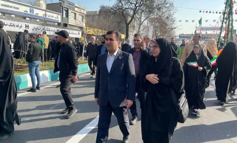 حضور رئیس سازمان حفاظت محیط زیست در راهپیمایی