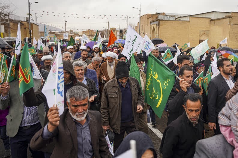 «حماسه حضور برای ظهور» در سومین حرم اهل‌بیت علیهم السلام + تصویر