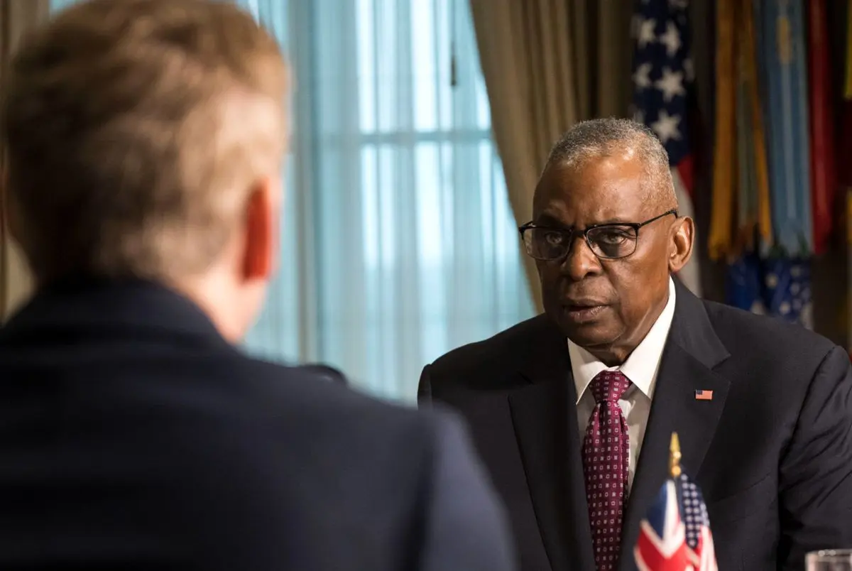 دیدار وزرای دفاع آمریکا و انگلیس با محوریت «حملات گروههای همسو با ایران»