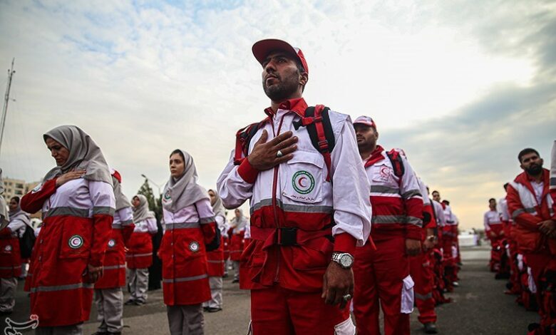 مانور بهداشت و درمان در مناطق کم‌برخوردار زاهدان/ ویزیت رایگان اهالی روستانشین