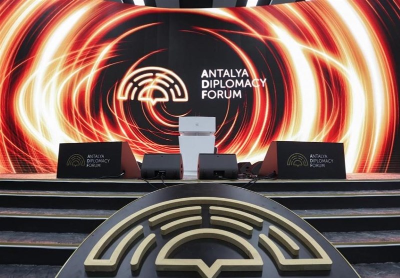 آغاز نشست بینالمللی دیپلماسی آنتالیا با حضور نماینده ایران