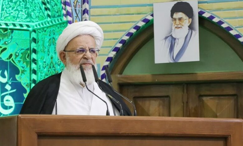 امام جمعه یزد: هر رأی گامی در مسیر عزت اسلام و انقلاب است