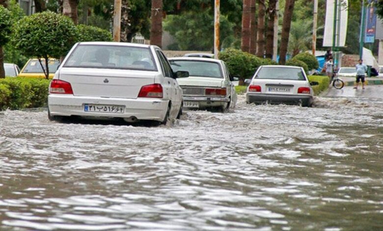 تردد روان در جاده چالوس/ بارندگی در جاده‌های 19 استان