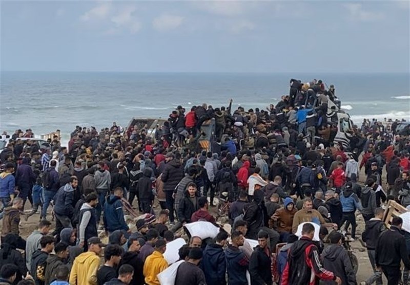 دولت غزه: صهیونیستها 400 فلسطینی را در صف غذا قتل عام کردند