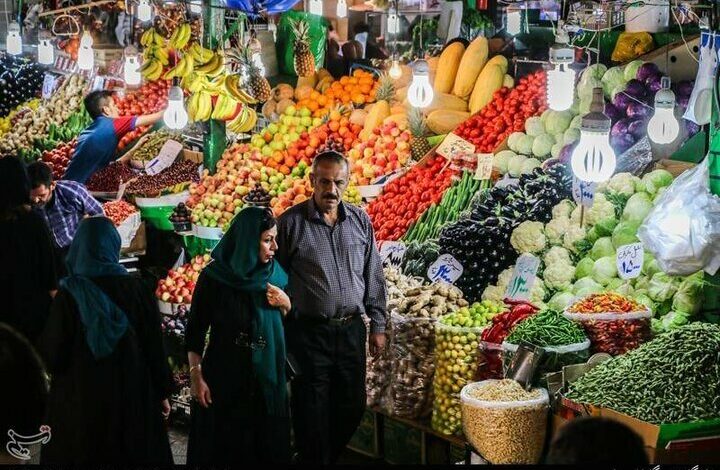 عرضه بالغ بر ۵ هزار تن میوه و خرما در استان تهران