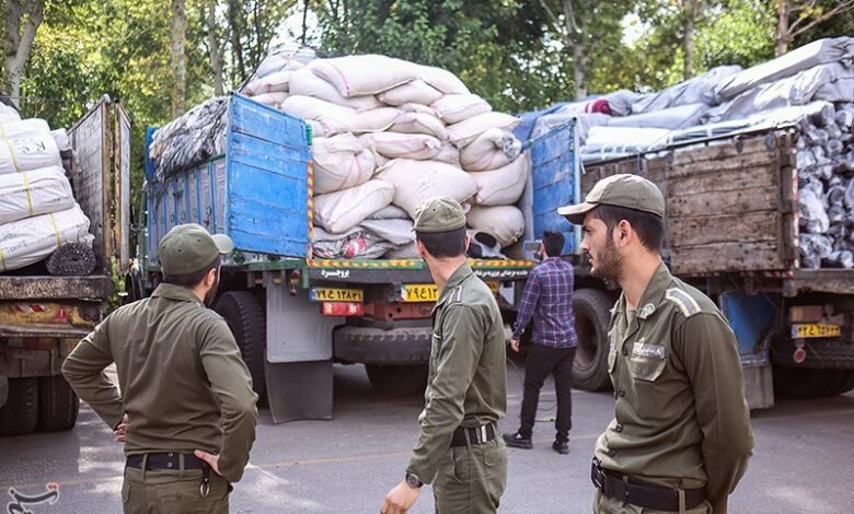 موج جدید برخورد با عرضه پوشاک قاچاق در «مال‌ها» از امروز / زنگ خطر برای دانه‌درشت‌ها به صدا درآمد