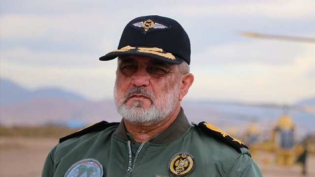 _بازدید_ _امیر_ _سرتیپ_ _خلبان_ _قربانی_ _از_ _گروه_ _۴۴_ _توپخانه_ _نیروی_ _زمینی_ _ارتش_