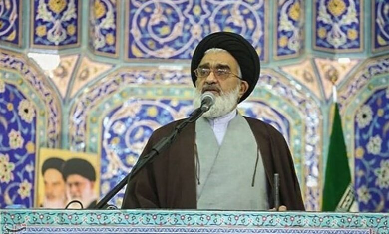 توجه به بعد ملی و بین‌المللی قم در برنامه‌ریزی برای پیشرفت