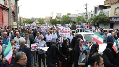 راهپیمایی نمازگزاران شیراز در حمایت از عملیات وعده صادق