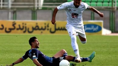 هوادارانِ ذوب‌آهن پیروزی می‌خواهند