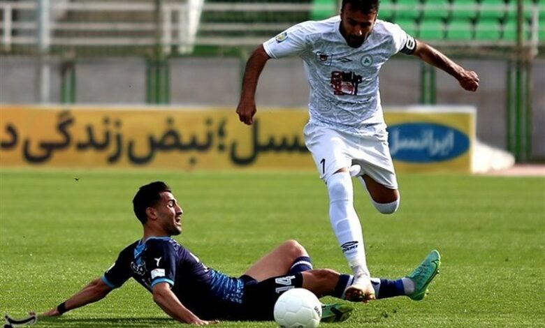 هوادارانِ ذوب‌آهن پیروزی می‌خواهند