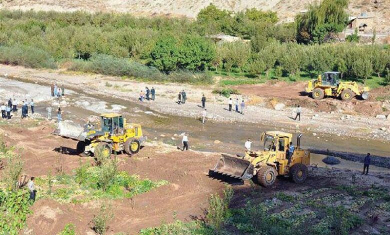 ورود دادستان زنجان به تصرف حریم رودخانه ولیدر