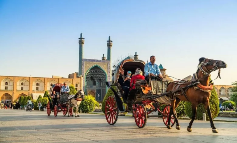 پیشنهاد مرکز پژوهش‌ها برای تجمیع تعطیلات و ارائه وام کم‌بهره به منظور ارتقای گردشگری