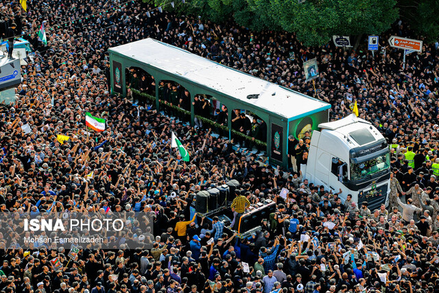 خاک ایران متبرک شد؛ تشییع شهدای خدمت در تهران، تبریز، اصفهان، زنجان و مشهد