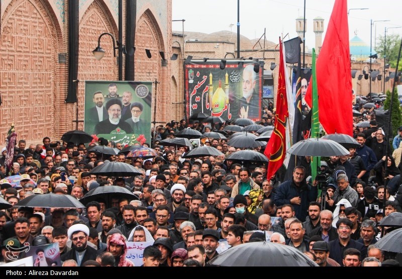 عزاداری با شکوه اردبیلی‌ها در سوگ شهدای خدمت