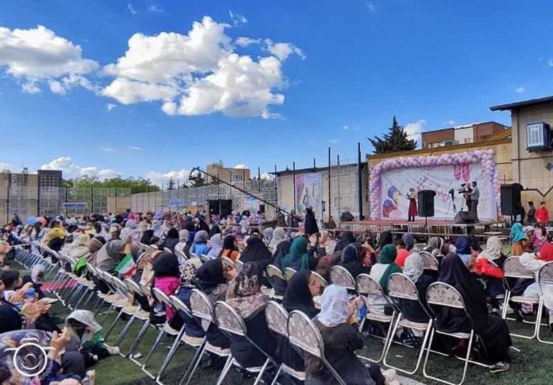 «من و دختر گلم» جشنی برای دختران همدانی+تصویر