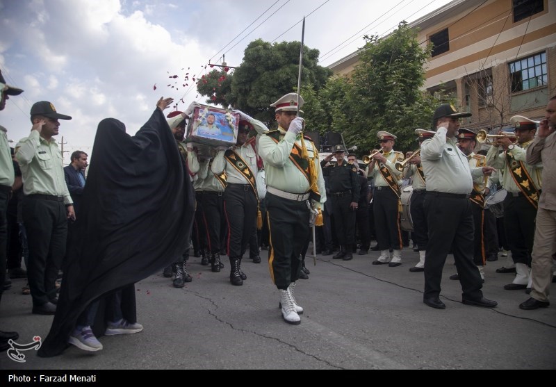 پیکر شهید امنیت «مسعود کرمی» در کرمانشاه تشییع شد