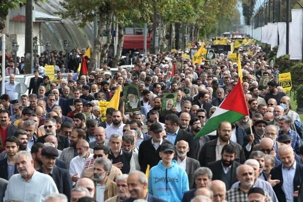 ۱۴ اردیبهشت، استمرار راهپیمایی جمعه‌های خشم در برخی استان‌ها