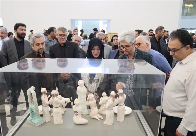 افتتاح نمایشگاه هنرمندان صنایع‌ دستی در موزه بزرگ خراسان