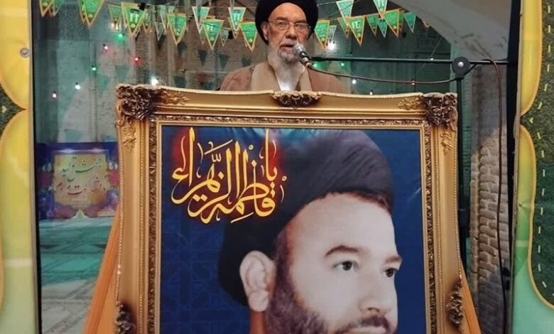 امام جمعه اصفهان:‌ ببینید کدام فرد راه رئیسی را ادامه می‌دهد