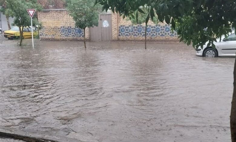 انسداد 3 جاده روستایی خوشاب خراسان رضوی بر اثر سیل