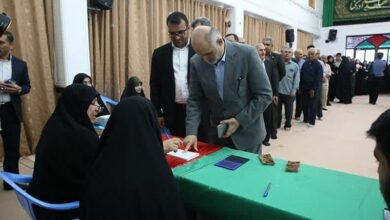 _طبق_ _رصد_ _صورت_ _گرفته_ _مردم_ _بوشهر_ _در_ _صحنه_ _مشارکت_ _باشکوه_ _دارند_
