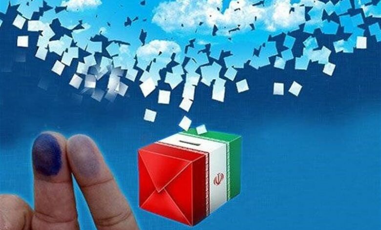 عوامل دخیل در انتخابات آموزش می‌بینند
