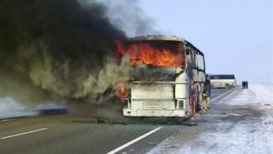 اتوبوس حامل زائران عتبات در محور ایلام ـ مهران دچار حریق شد
