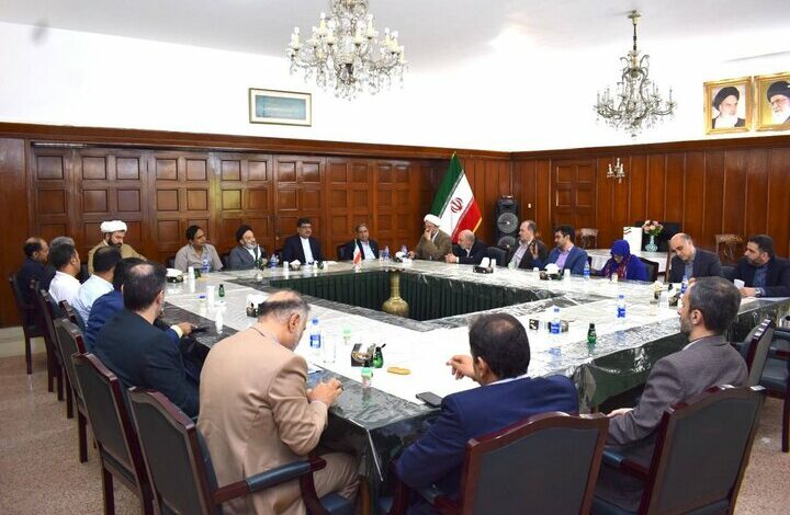 بر لزوم برنامه‌ریزی جهت تحقق دیپلماسی علمی و دانشگاهی