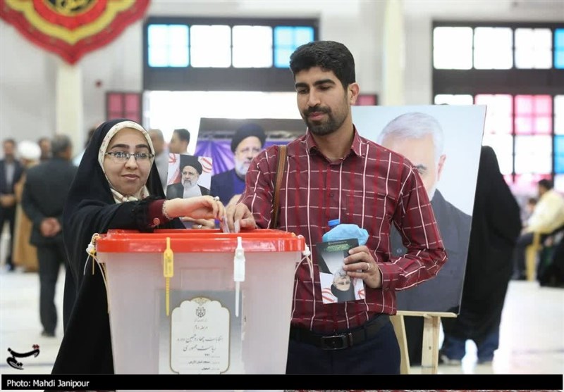 حماسه حضور در نصف جهان/ جشن باشکوه سیاسی در اصفهان