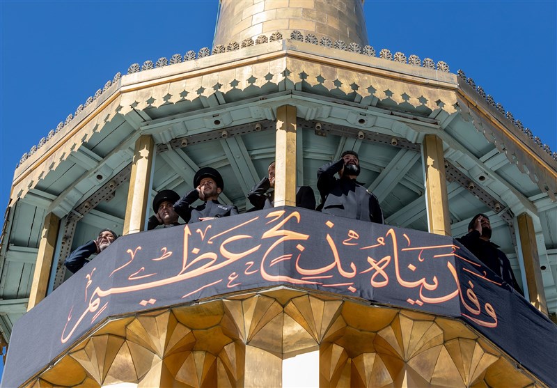 نغمه حزن‌انگیز «صلا» در حرم امام رضا (ع) طنین‌انداز شد