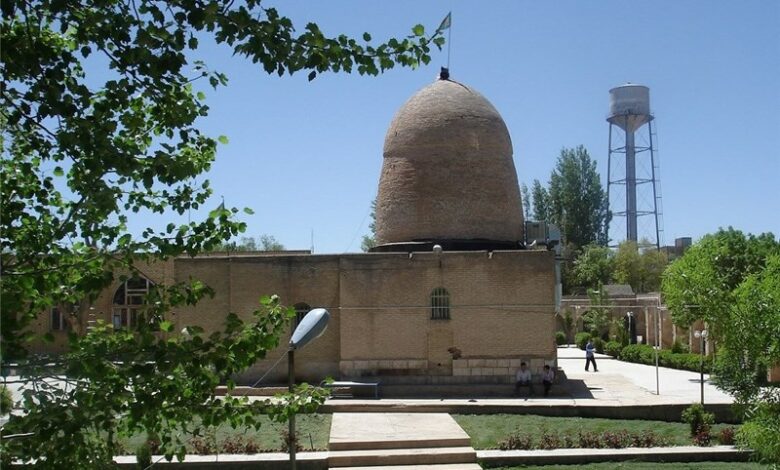 اتمام کف‌سازی 2هزار مترمربع از صحن‌ آستان قیدار نبی(ع)